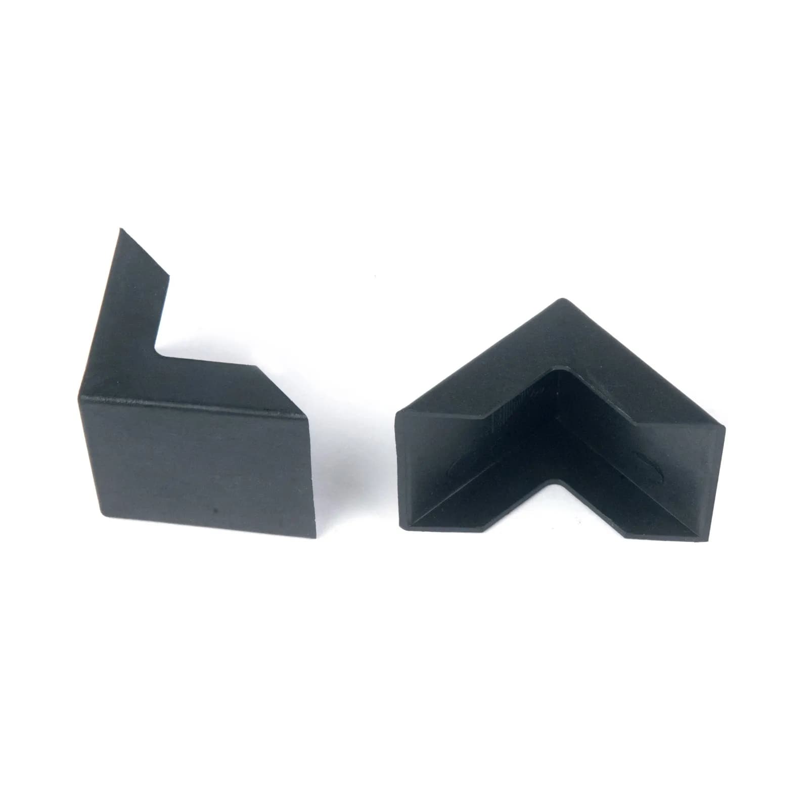 PP FA04 Corner Cap 34mm Black (400 Pcs)