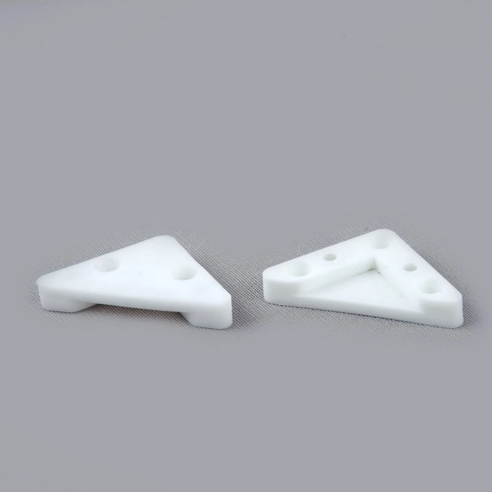 PP FA011W Glass Corner 3 MM White (2000 Pcs)